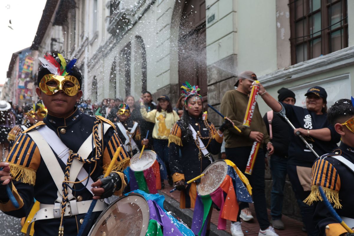 Calendario carnaval ecuador 6