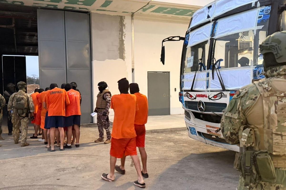 Trasladan a 173 presos desde Guayaquil hacia la Cárcel del Encuentro en Santa Elena - El Comercio