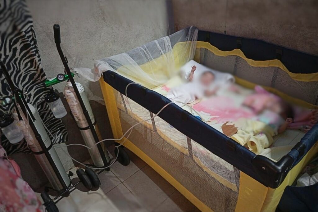 bebes con oxigeno metro Quito 