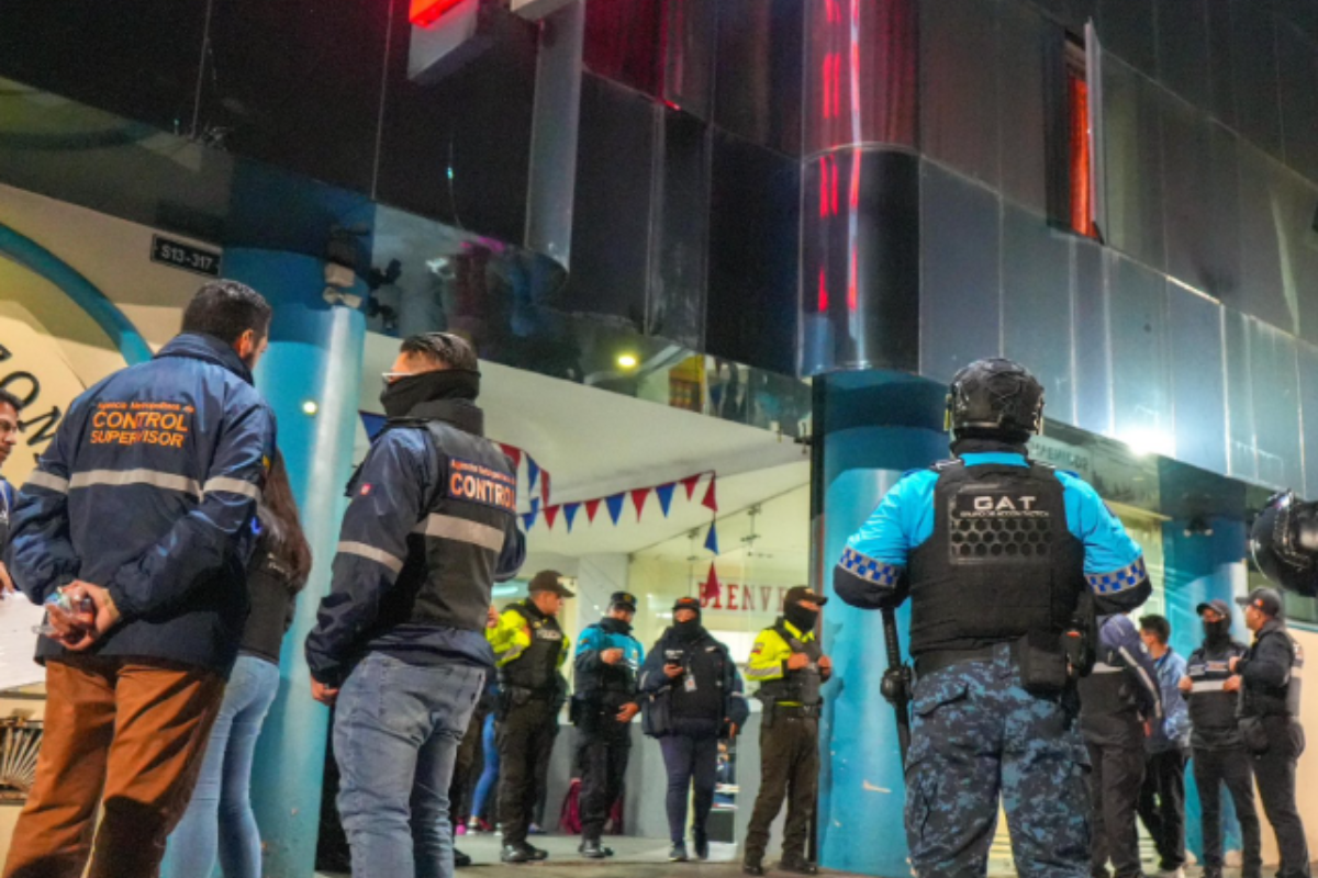 Clausuran dos hostales en el sur de Quito por insalubridad y objetos robados