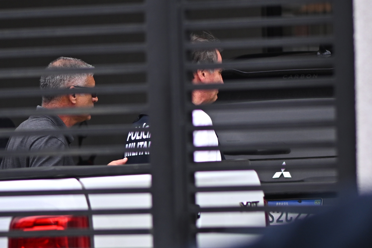 Jair Bolsonaro recibe el alta tras dos semanas hospitalizado