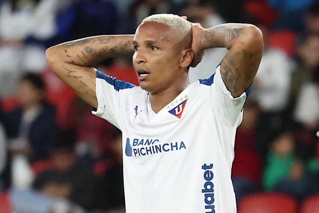 LIGA DE QUITO, LIGA PRO, DEYVERSON