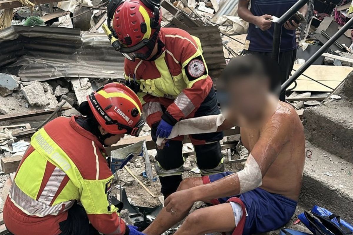 Deflagración en el norte de Quito deja una vivienda colapsada y un herido