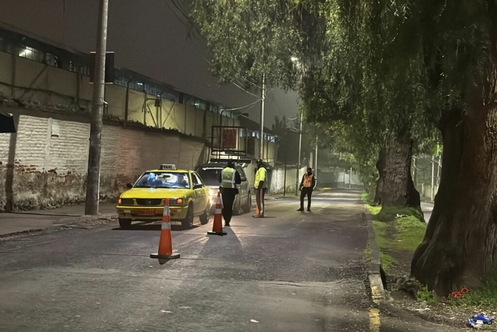 El Pico y placa sigue vigente en Quito.