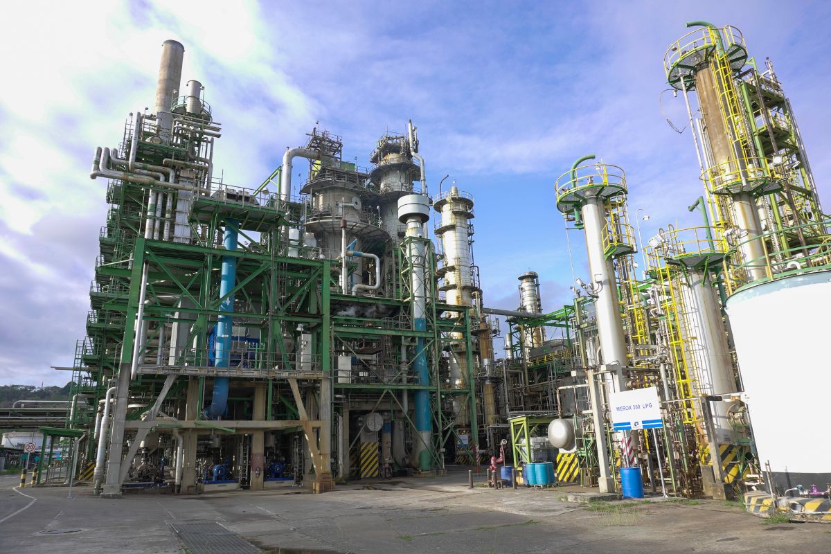 Tres razones por las que Ecuador no puede aprovechar el alza del precio del petróleo
