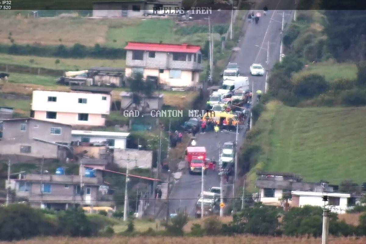 Choque múltiple en Mejía deja siete heridos y una persona atrapada