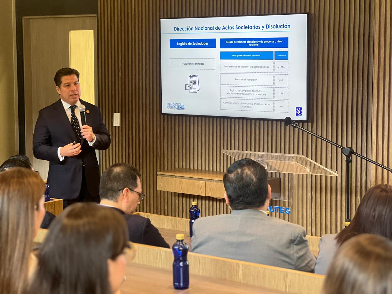 El 81% de las compañías de Ecuador se constituyeron de forma digital en 2025