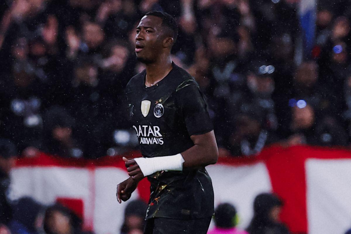 Willian Pacho: Mangala lo llamó el mejor defensa del mundo en PSG