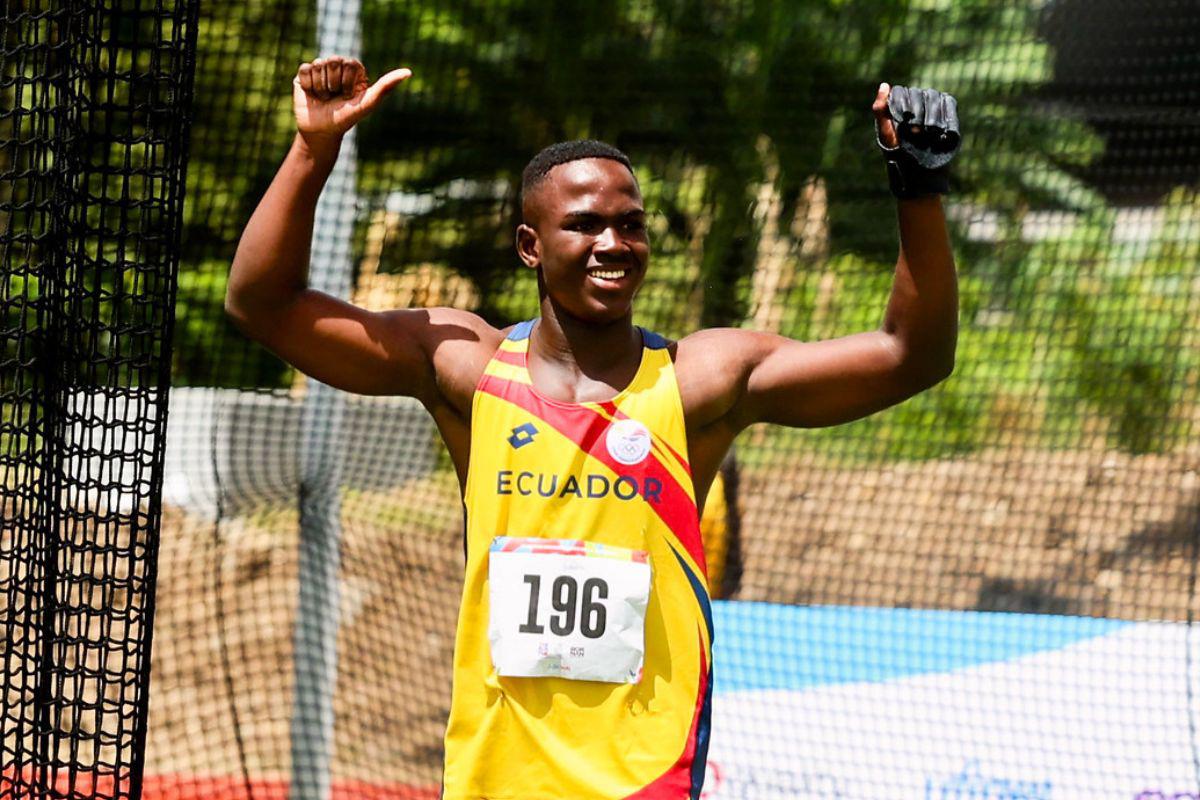 El ecuatoriano Patry Valdez gana oro con récord en Panamá 2026