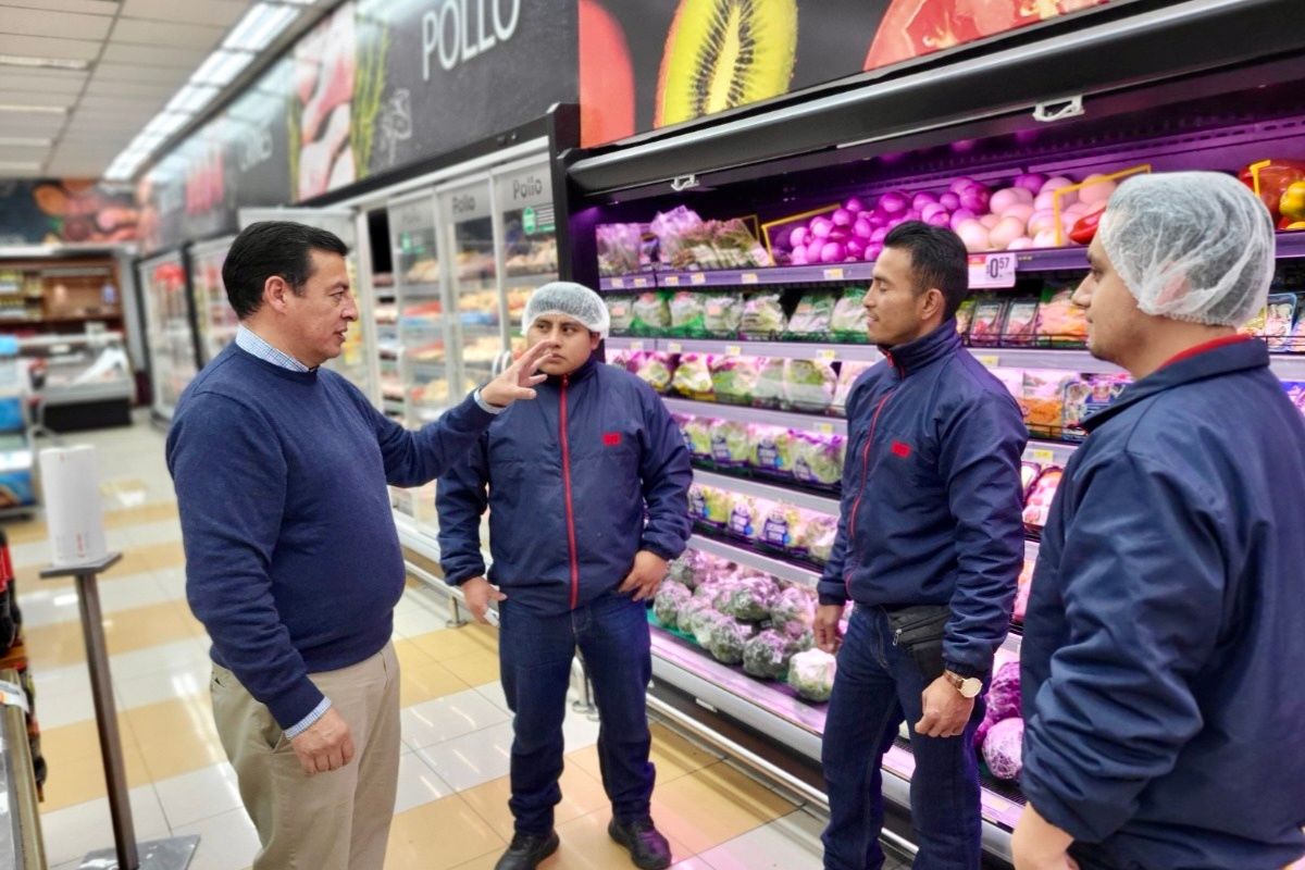 Almacenes TÍA impulsa transformación digital en retail ecuatoriano