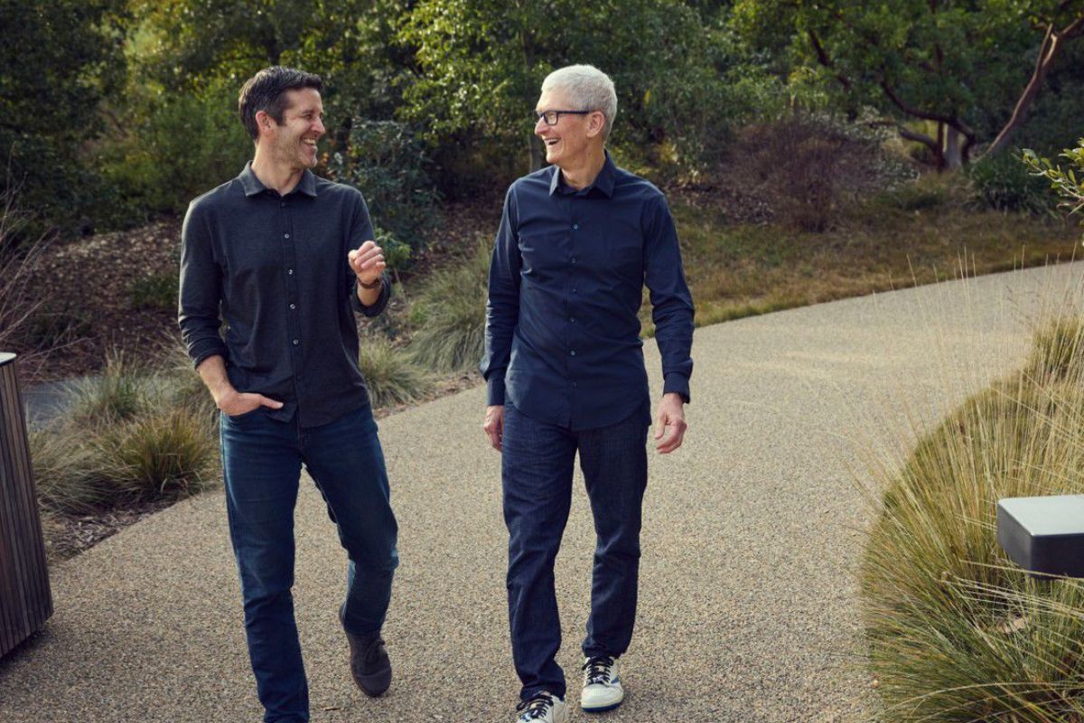 Apple anunció el nuevo cargo de Tim Cook y quien le sucederá como CEO