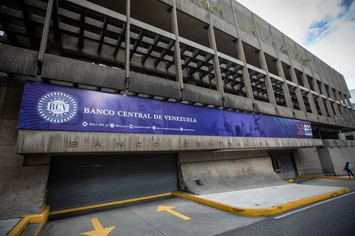 Estados Unidos levanta sanciones al Banco Central de Venezuela