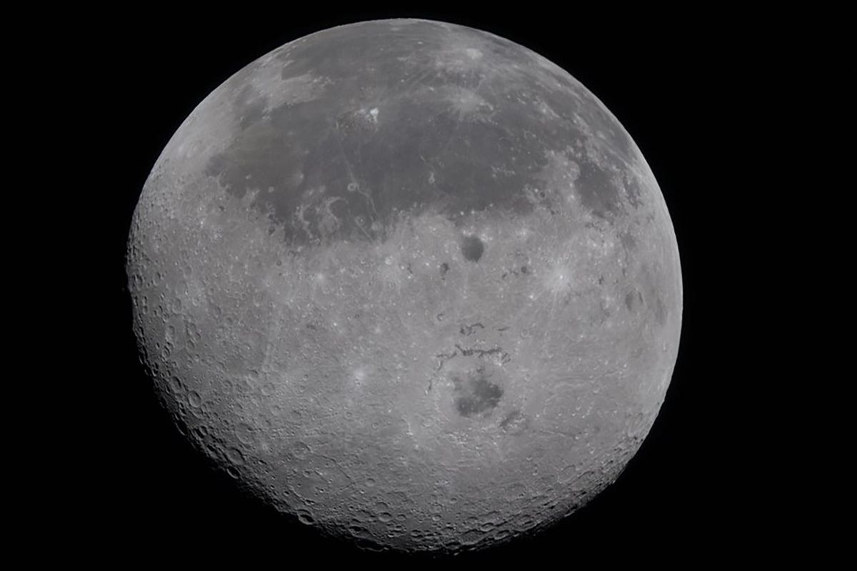 El profundo silencio que la misión Artemis II enfrentará en la cara oculta de la Luna