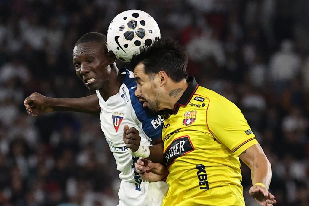 Liga de Quito y Barcelona SC jugaron el 3 de abril de 2026 en el estadio Rodrigo Paz Delgado.