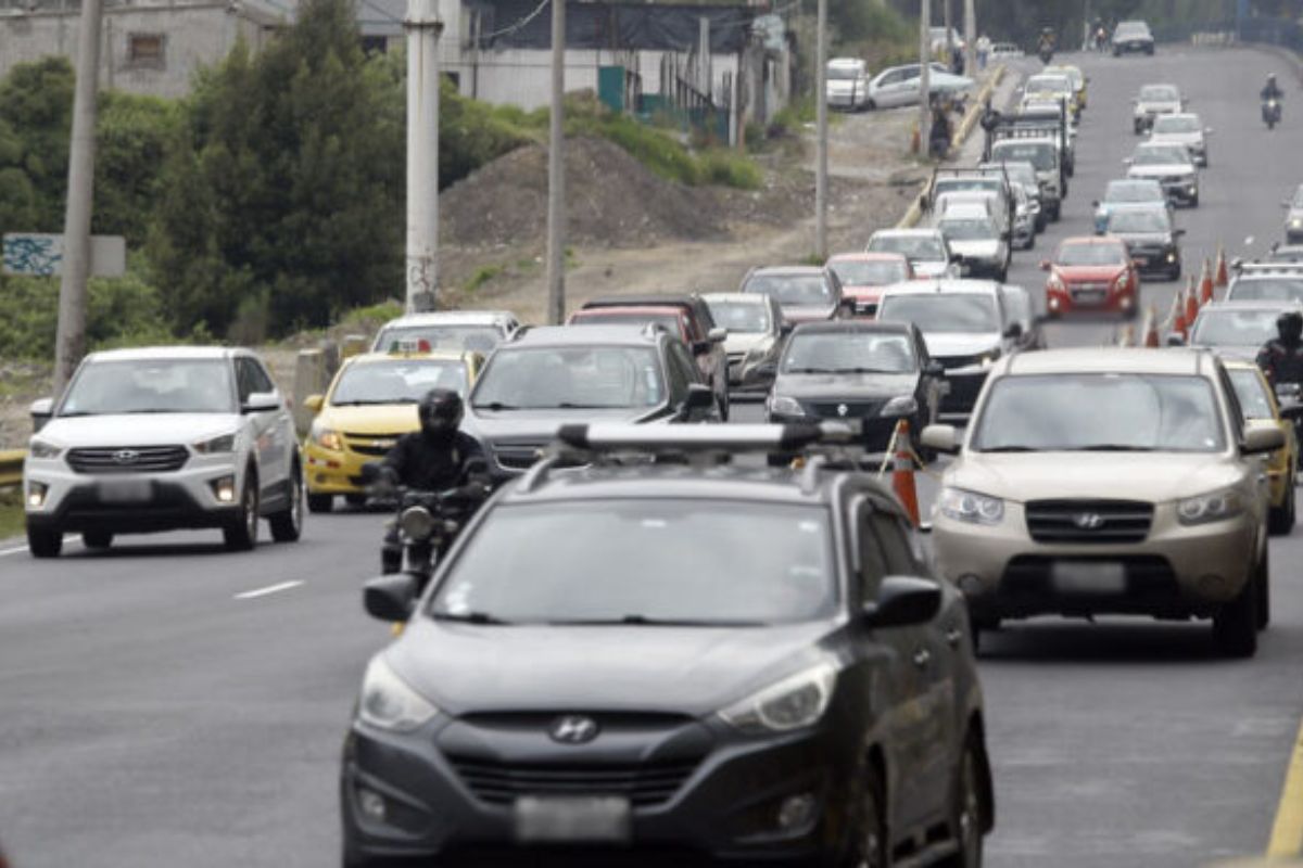 Horarios del Pico y placa en Quito este viernes 17 de abril de 2026