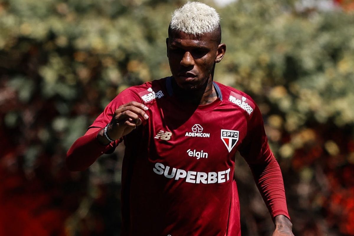 Robert Arboleda en el foco del Sao Paulo con 10 días para regresar