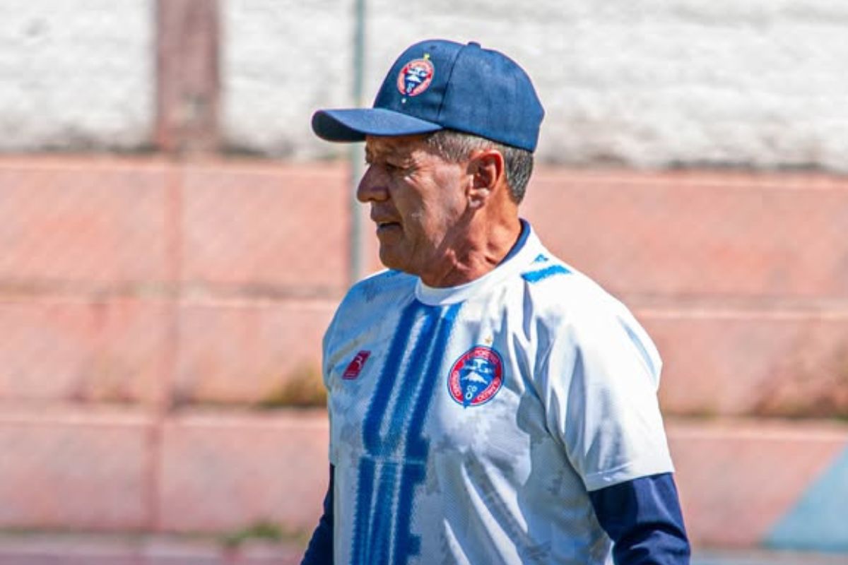 Sixto Vizuete se va a The Strongest y Agustín ‘Tin’ Delgado dirige al Olmedo