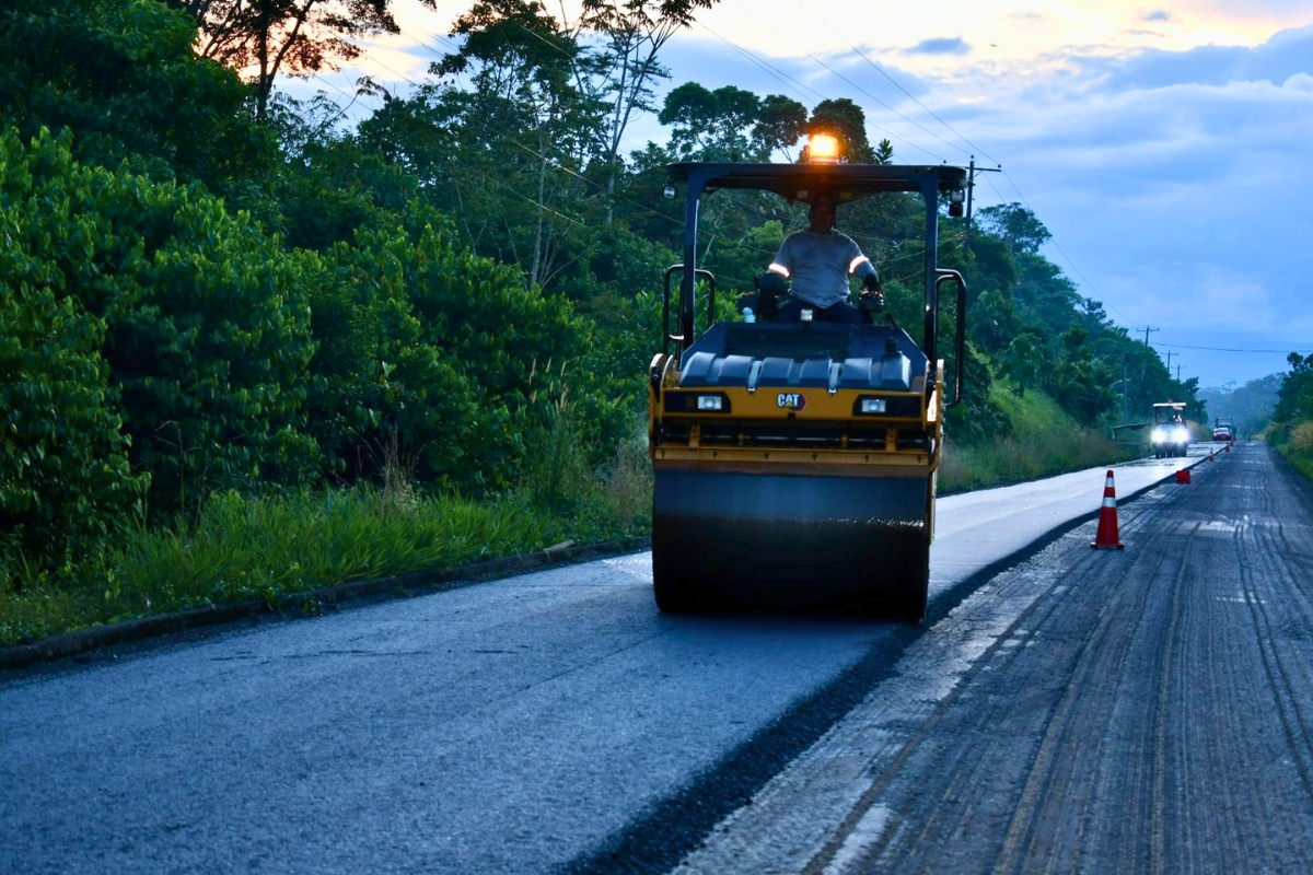 Ecuador llega al feriado de Semana Santa con vías afectadas en varias provincias