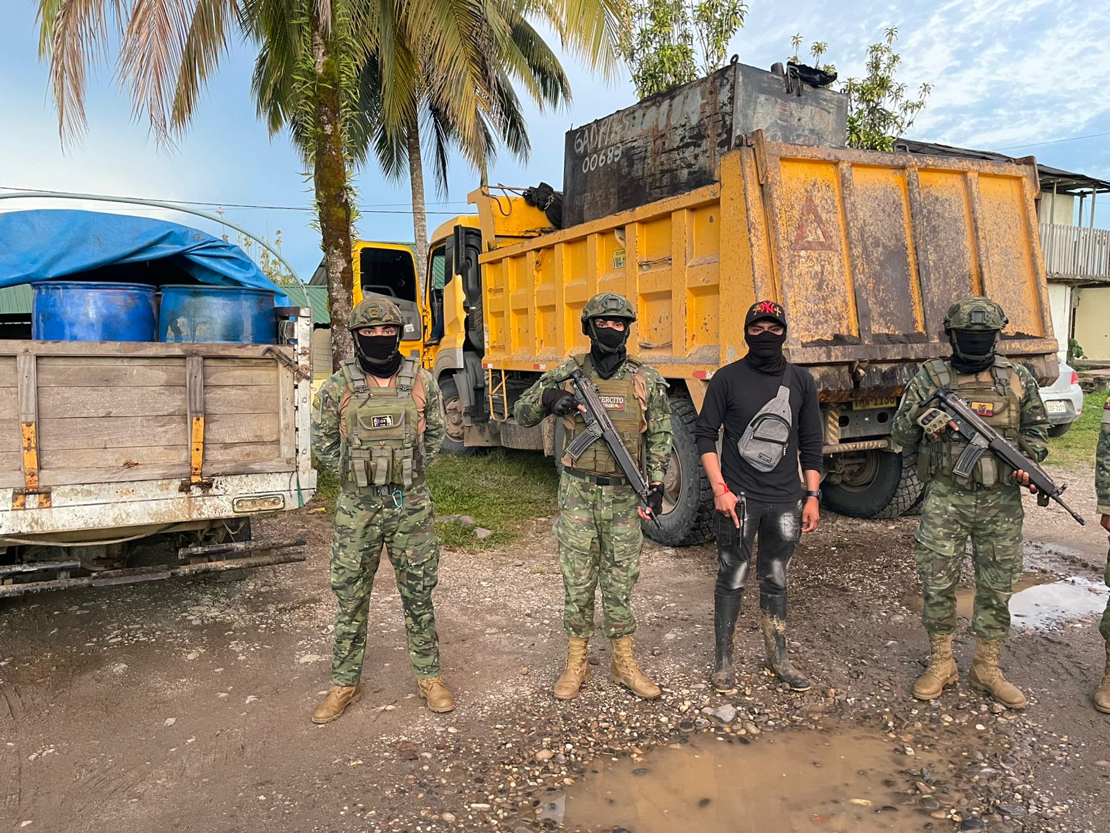 Ejército Ecuatoriano desmantela campos de minería ilegal en Napo y Morona Santiago