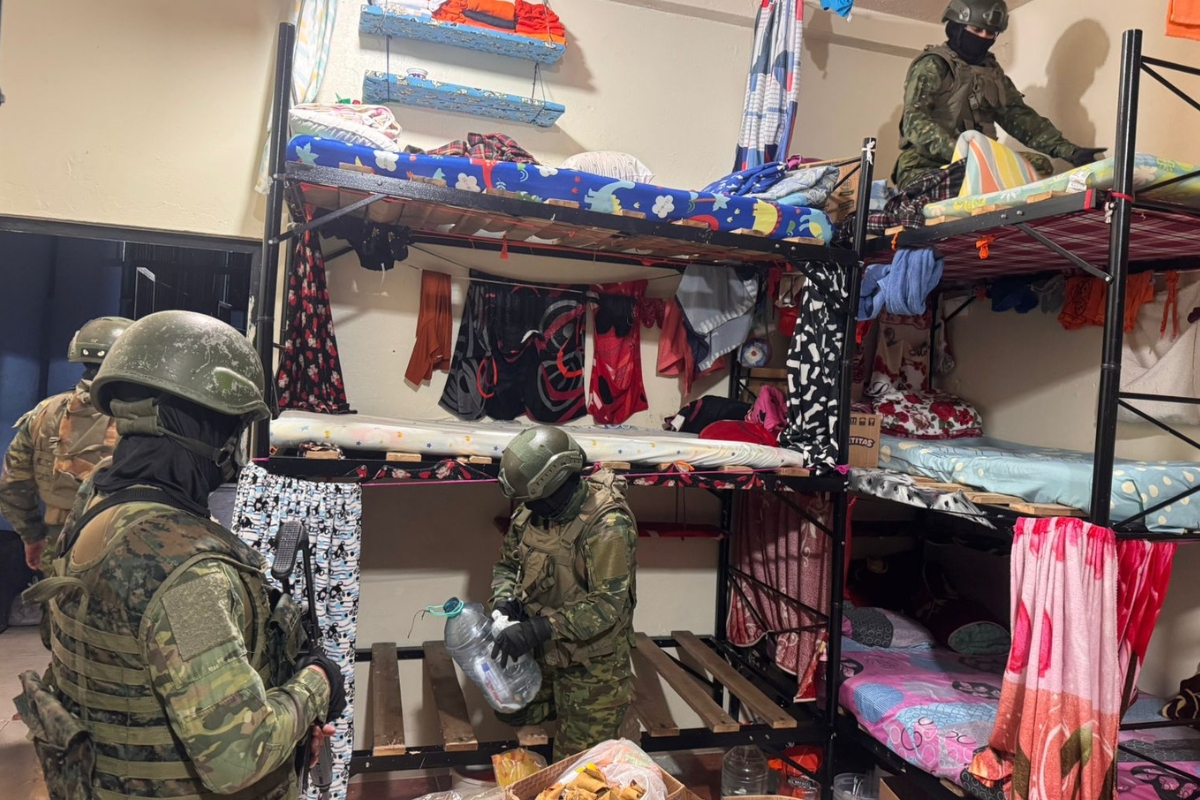 Ejército decomisa sustancias y objetos no permitidos en la cárcel femenina de Pastaza