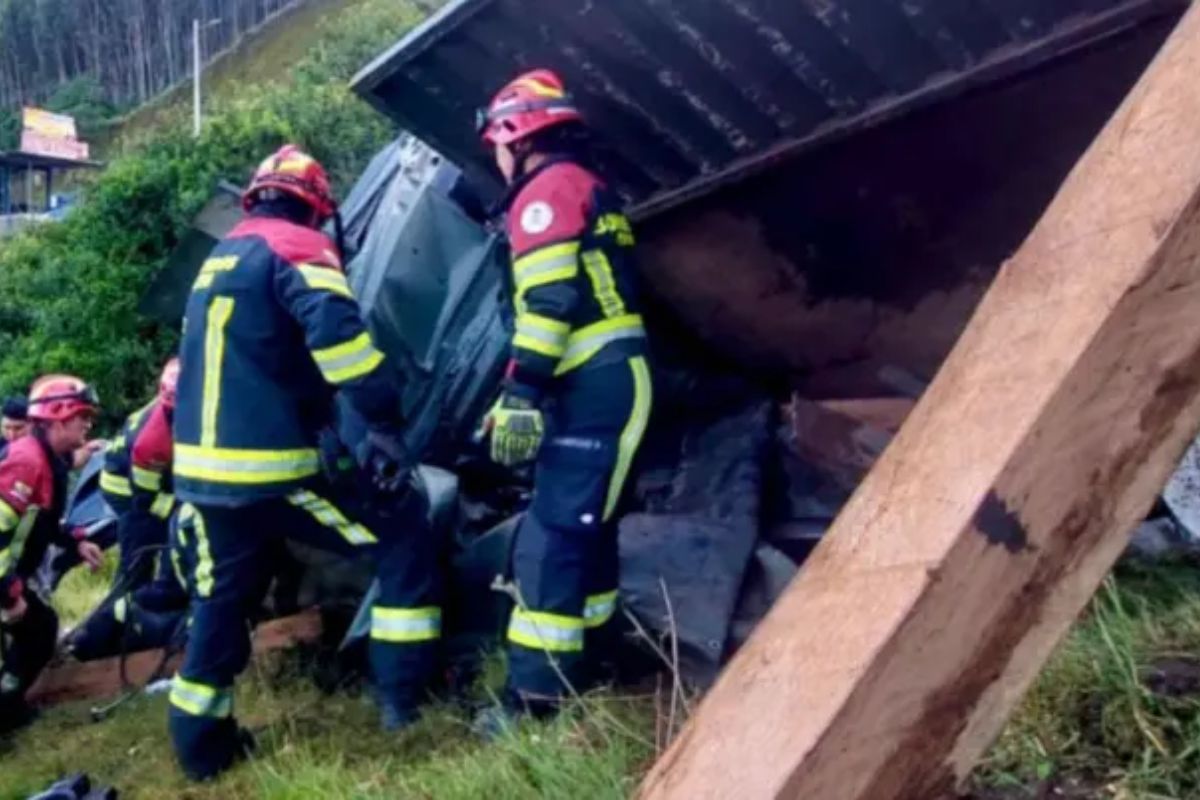Dos militares mueren en siniestro de tránsito en la vía Pifo – Papallacta