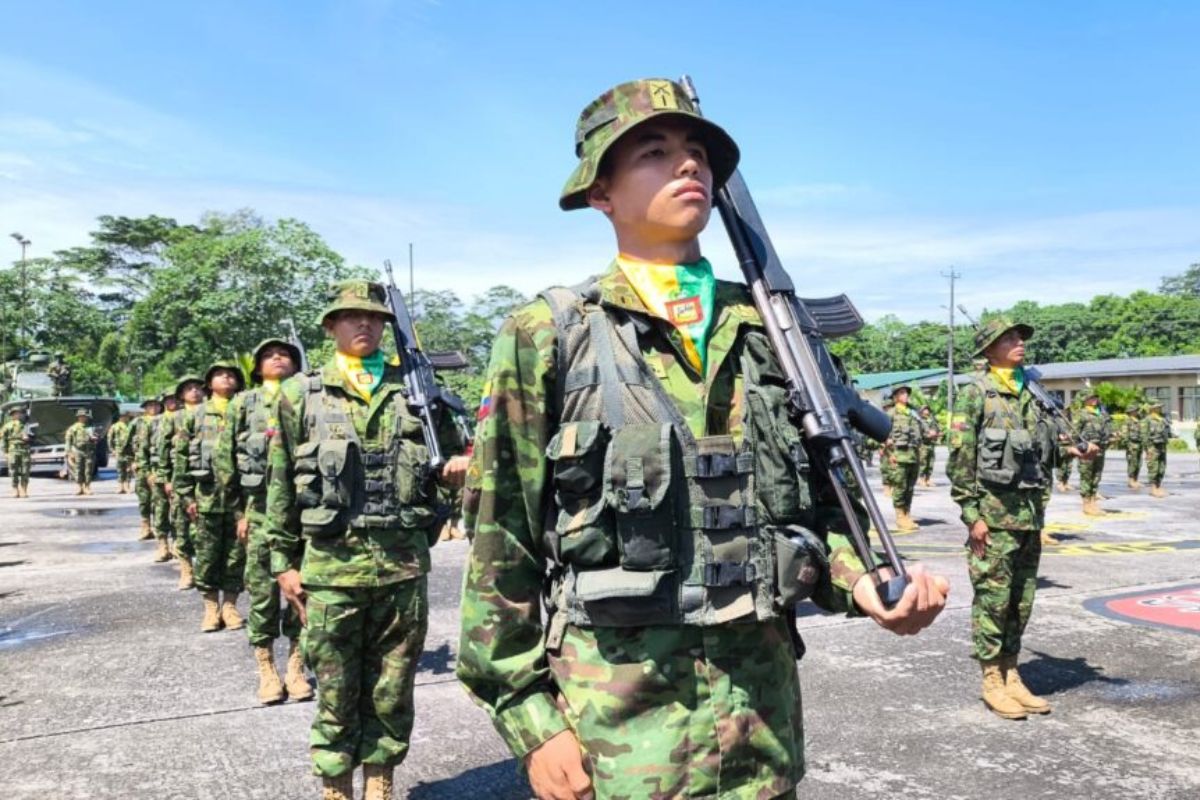 Fuerzas Armadas de Ecuador convocan al acuartelamiento voluntario en abril de 2026