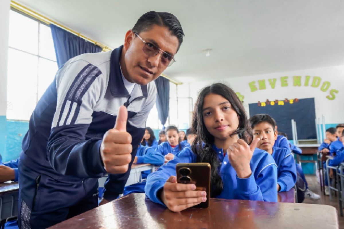 ¿Eres docente y buscas trabajo? Así puedes acceder a una vacante en Ecuador