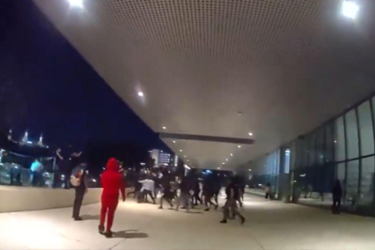 ‘Teen takeover’ pone en alerta a la policía en Estados Unidos