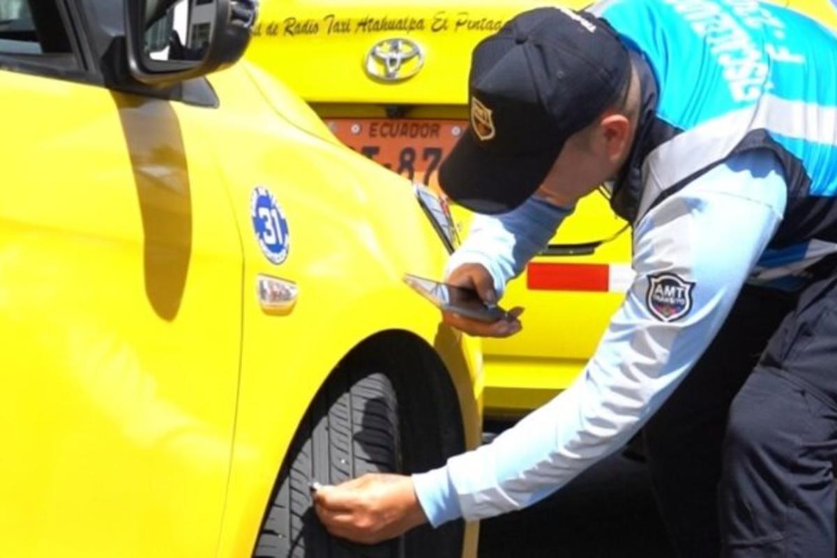 Quito inicia fiscalización a 33 mil taxis hasta octubre