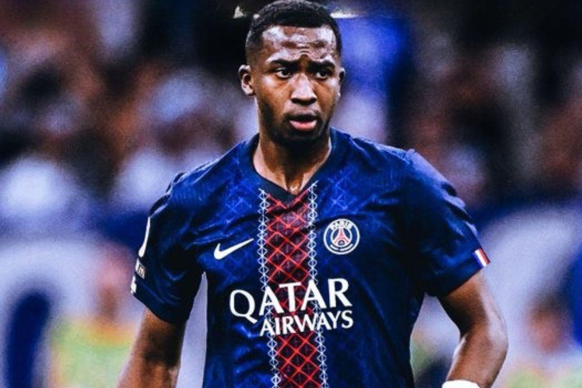 Willian Pacho alcanzó un histórico récord de Antonio Valencia