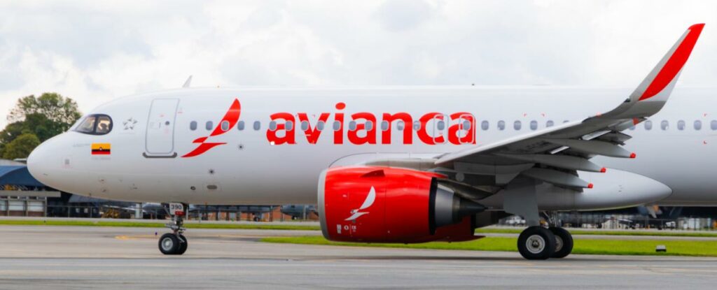 Avianca opera más de 400 vuelos semanales que conectan de forma directa a Estados Unidos, México y Canadá con Colombia, Ecuador, El Salvador, Guatemala y Costa Rica.