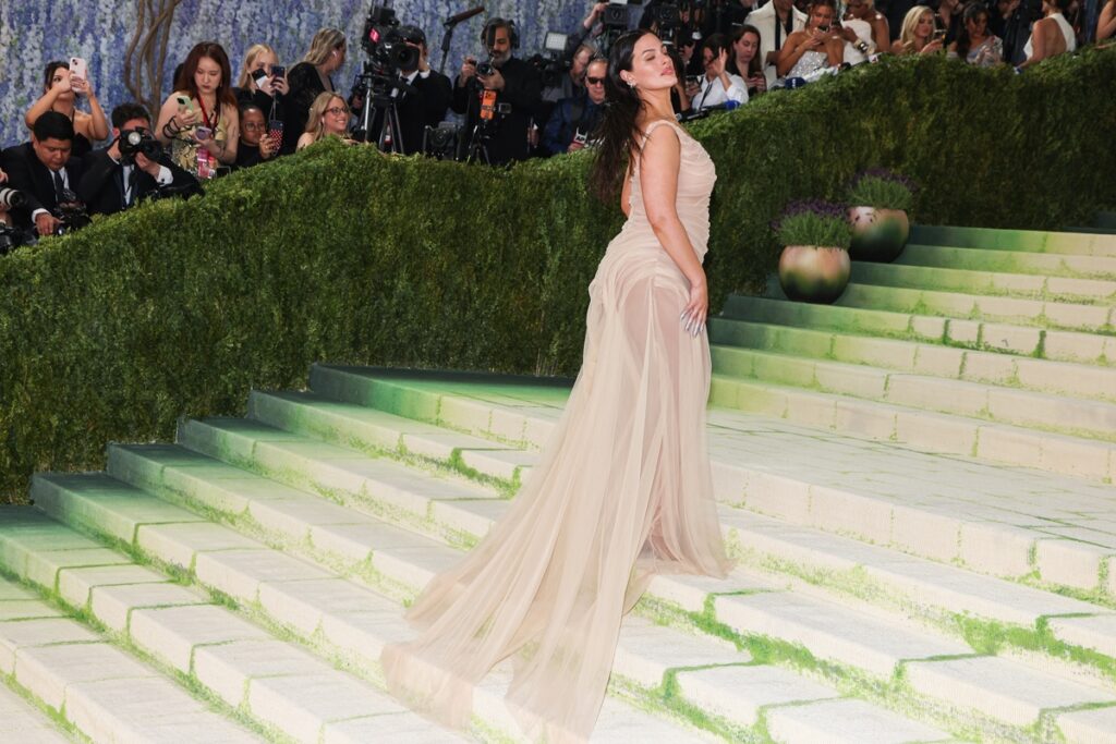 Ashley Graham en la Gala Met 2026.