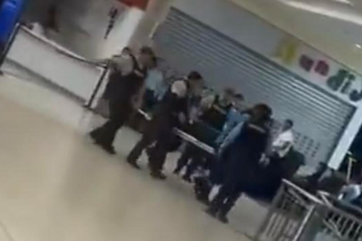 Un muerto deja ataque armado en centro comercial de Playas