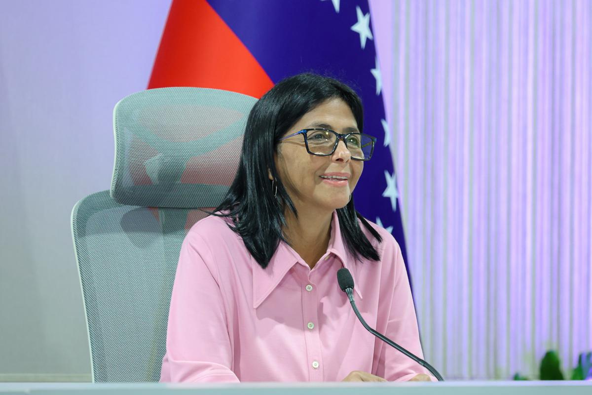 Delcy Rodríguez apuesta por el regreso de jóvenes a Venezuela