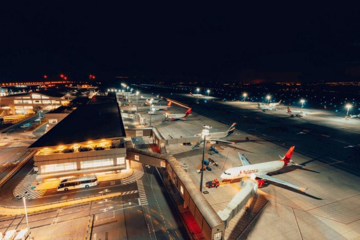 Aeropuerto de Quito cerrará su pista el 9 de mayo y reprogramará vuelos