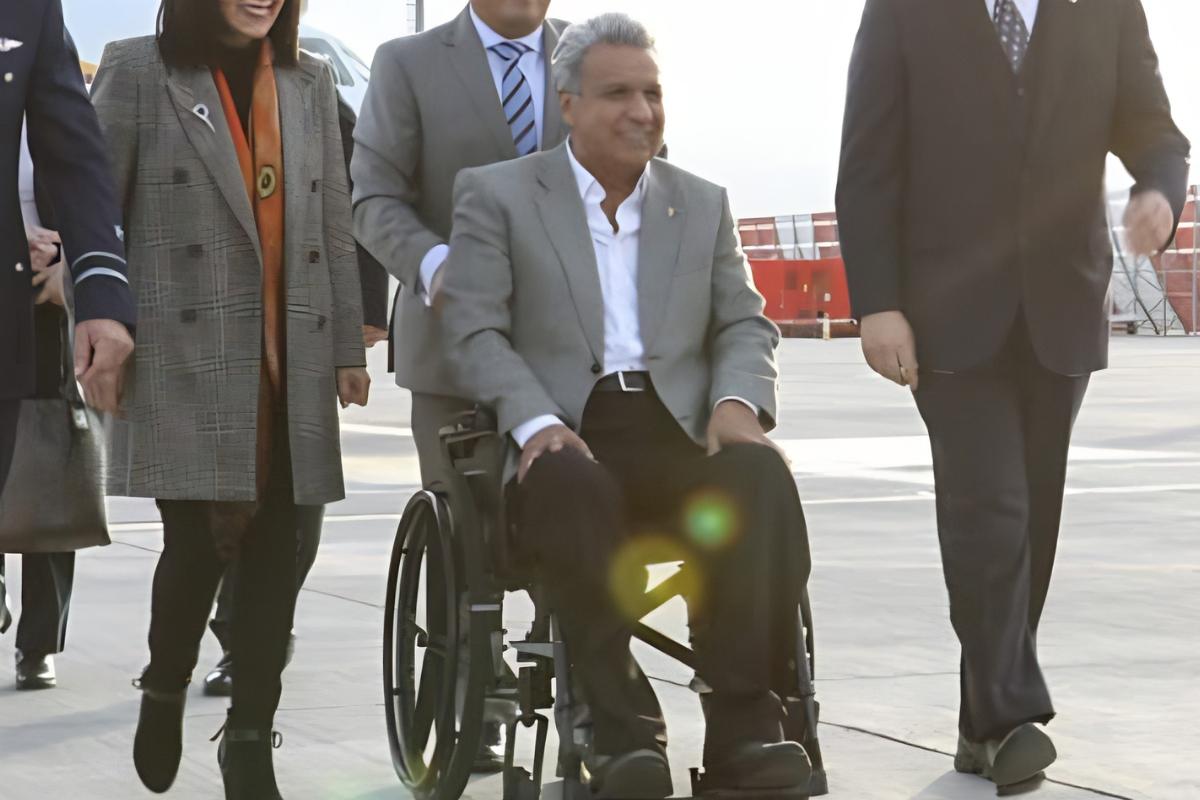 Lenín Moreno vuelve a Ecuador en medio del caso Sinohydro