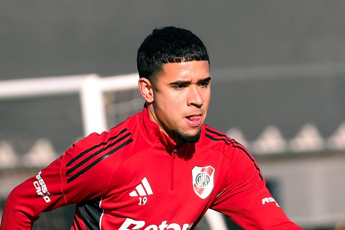 Kendry Páez sufre nuevo revés en su carrera a poco del Mundial 2026