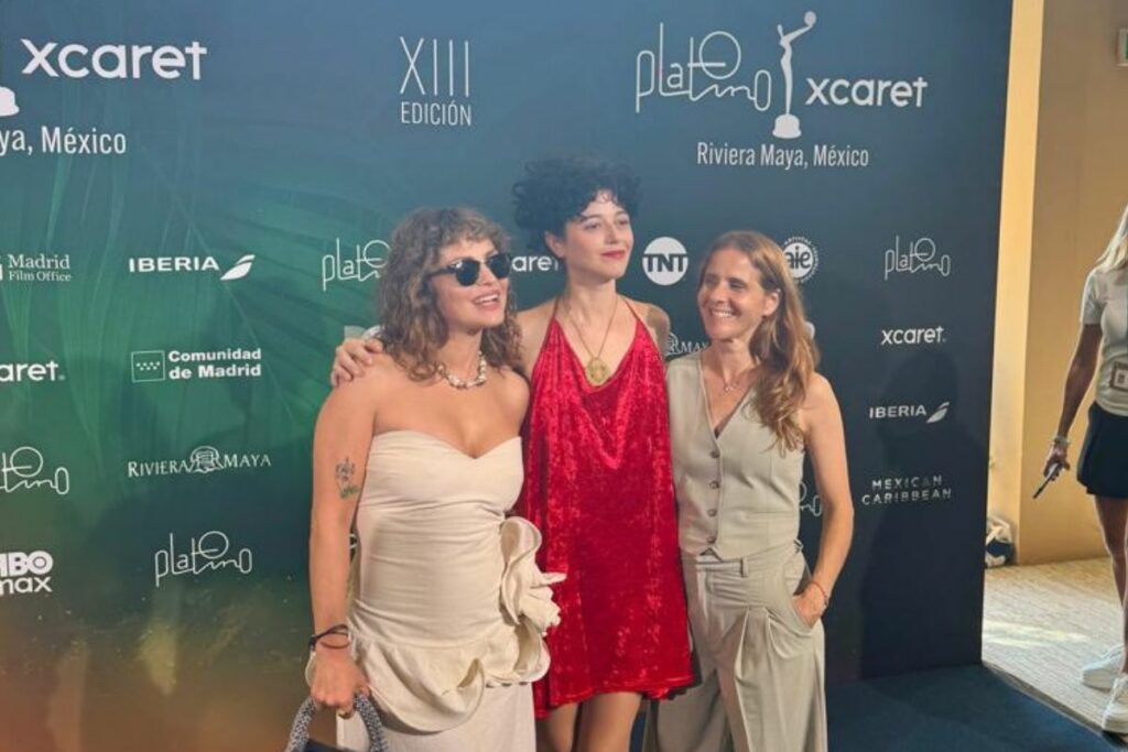 Dolores Fonzi, Camila Pláate y Leticia Cristi, de la película 'Belén'.