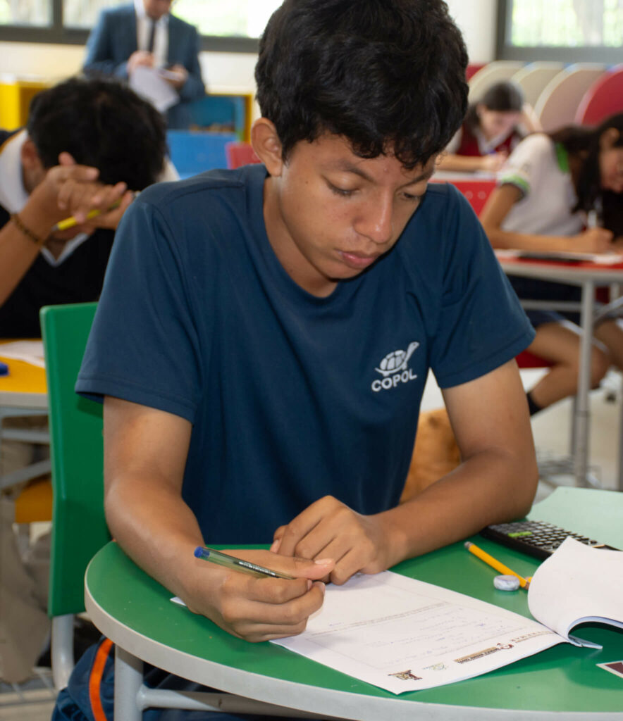 Isaac-Arellano-884x1024.jpg