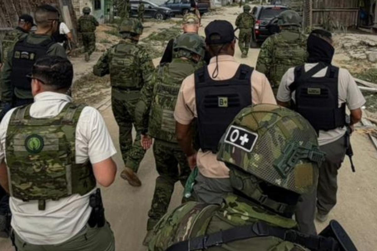 Operativo en Puerto Bolívar logra la captura de Cevallos R. alias “Negro”, miembro del grupo Sao Box