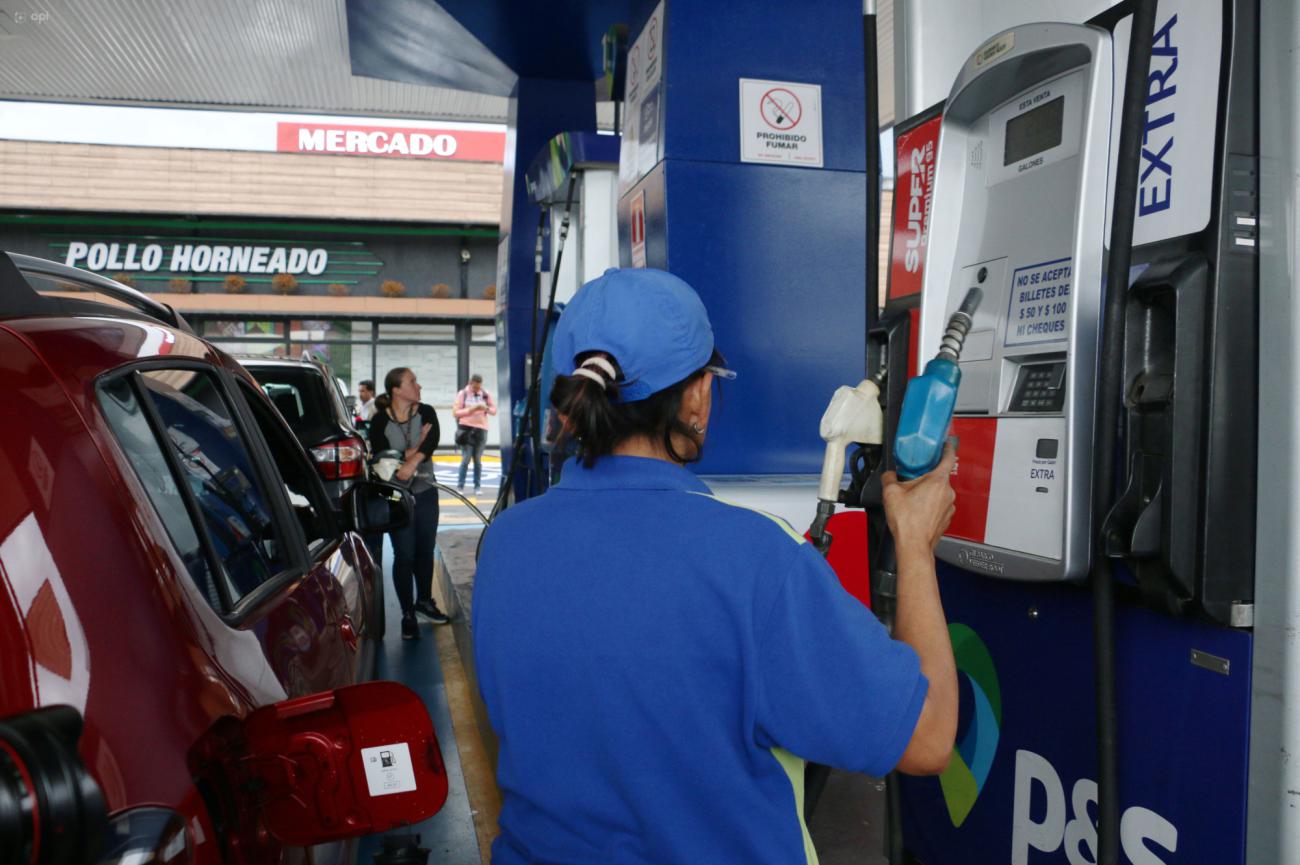Gobierno anuncia acciones contra especulación de combustibles
