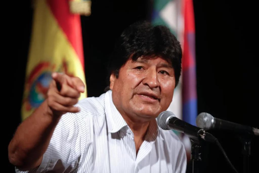 Juicio contra Evo Morales es suspendido; dictan orden de captura