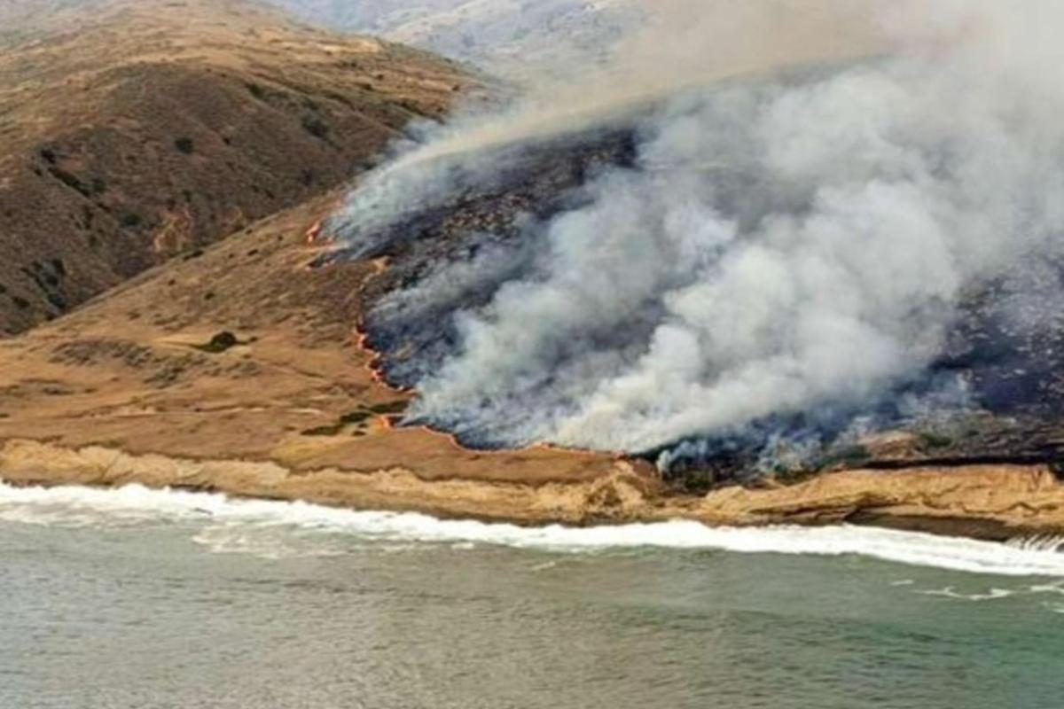 Un incendio en California deja 20 000 evacuados