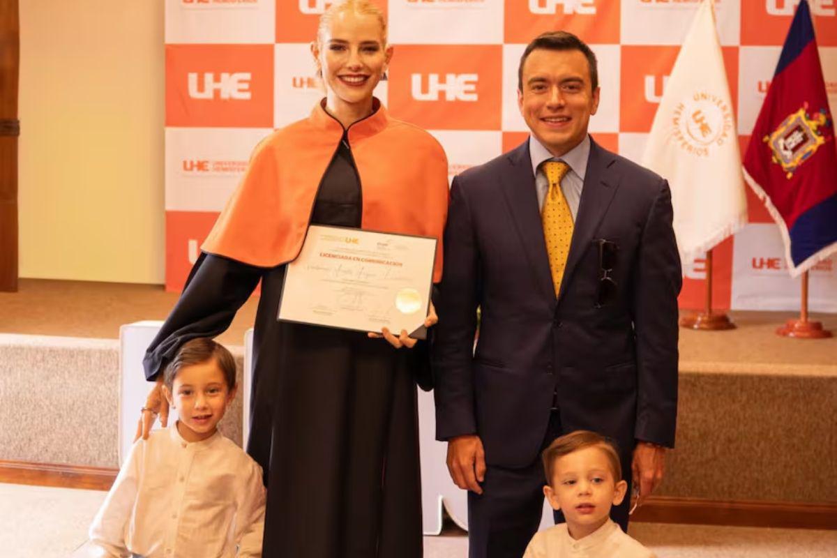 Lavinia Valbonesi se gradúa de la universidad