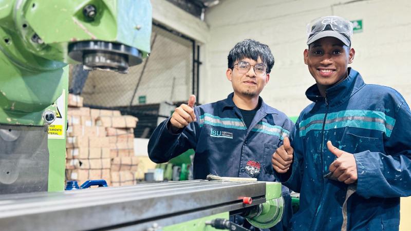 Gobierno destina 800 mil dólares para becas en el sector hidrocarburífero