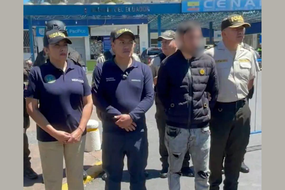 Deportan a extranjero por presuntas estafas en Rumichaca
