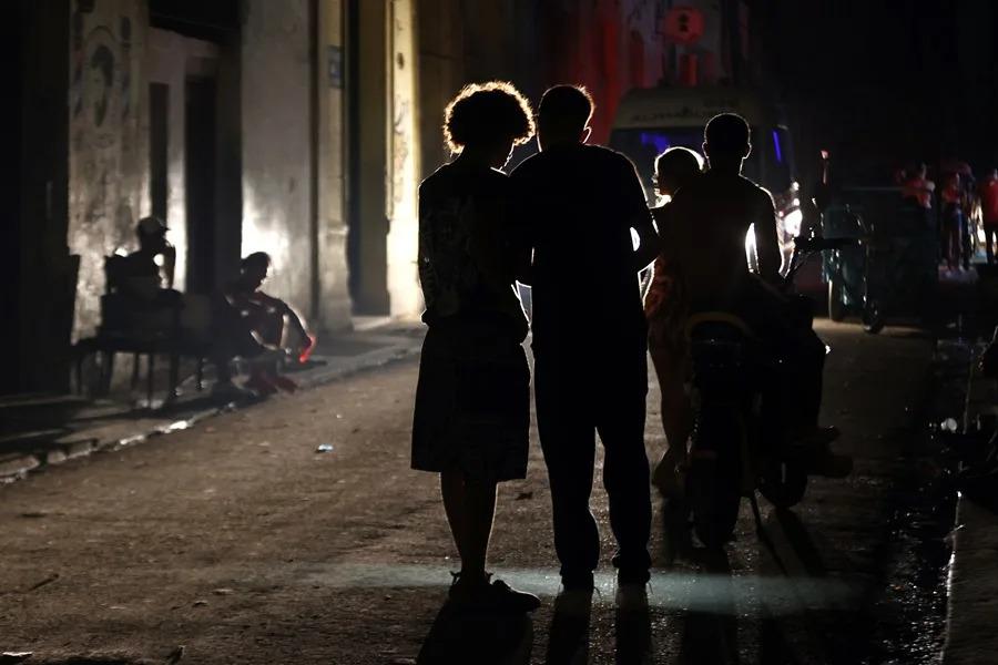 Cuba enfrenta apagones severos y crisis energética