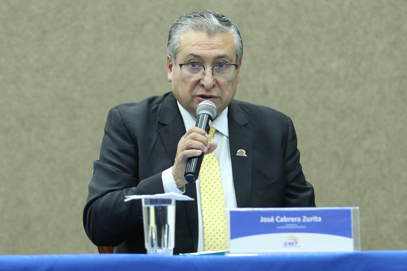 Quién es José Cabrera, el nuevo presidente del CNE en Ecuado