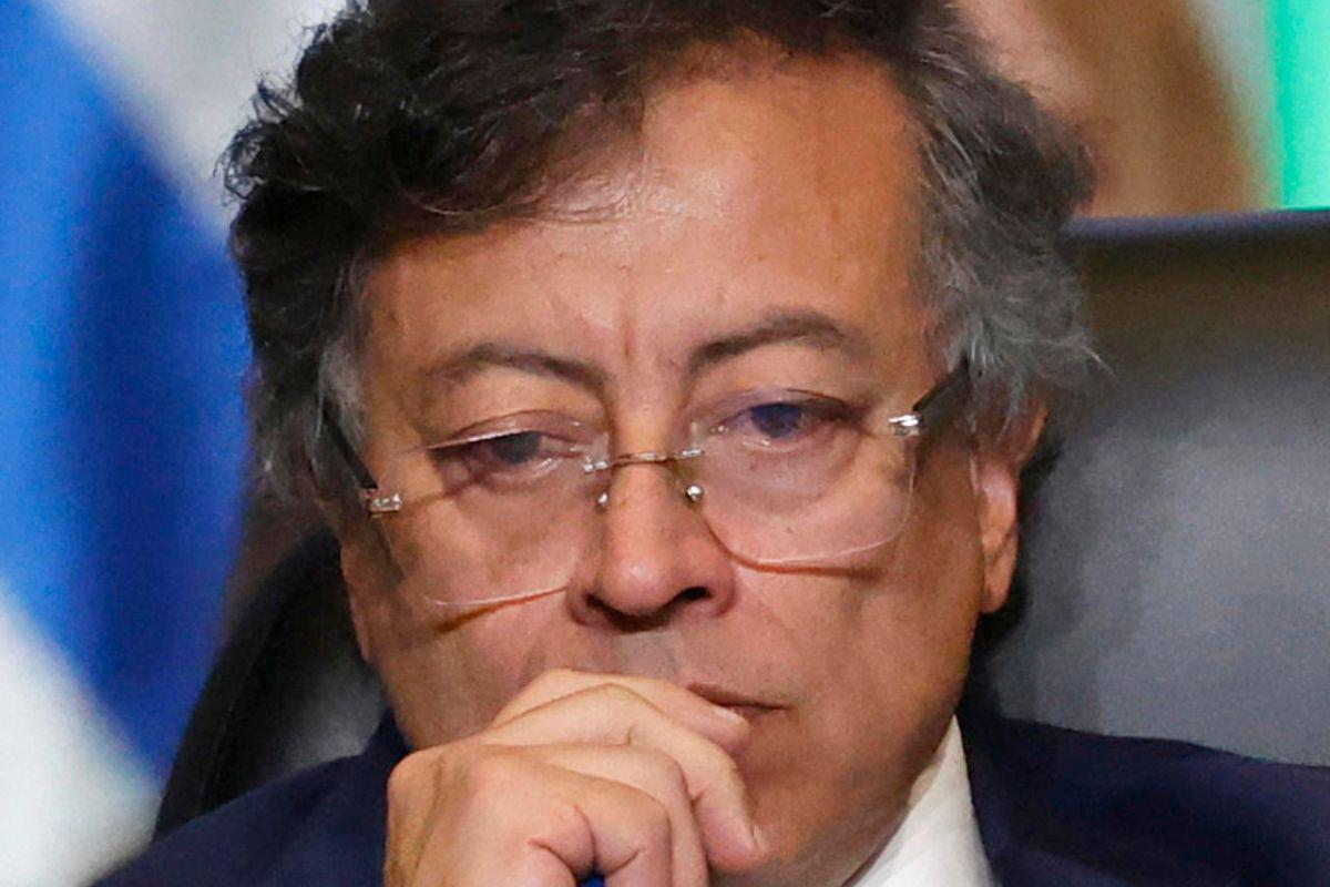 Ordenan la ‘suspensión provisional’ de Petro como 