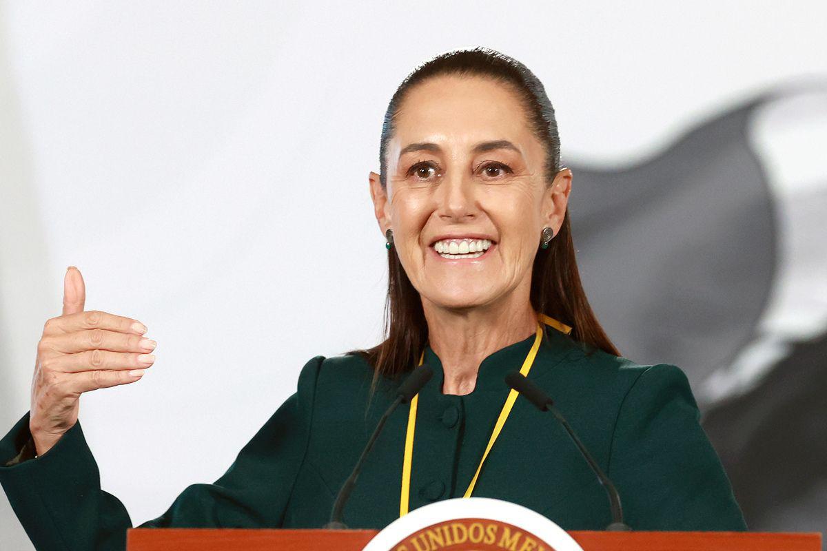 México activa teletrabajo y clases virtuales por partido contra Ecuador por el Mundial 2026